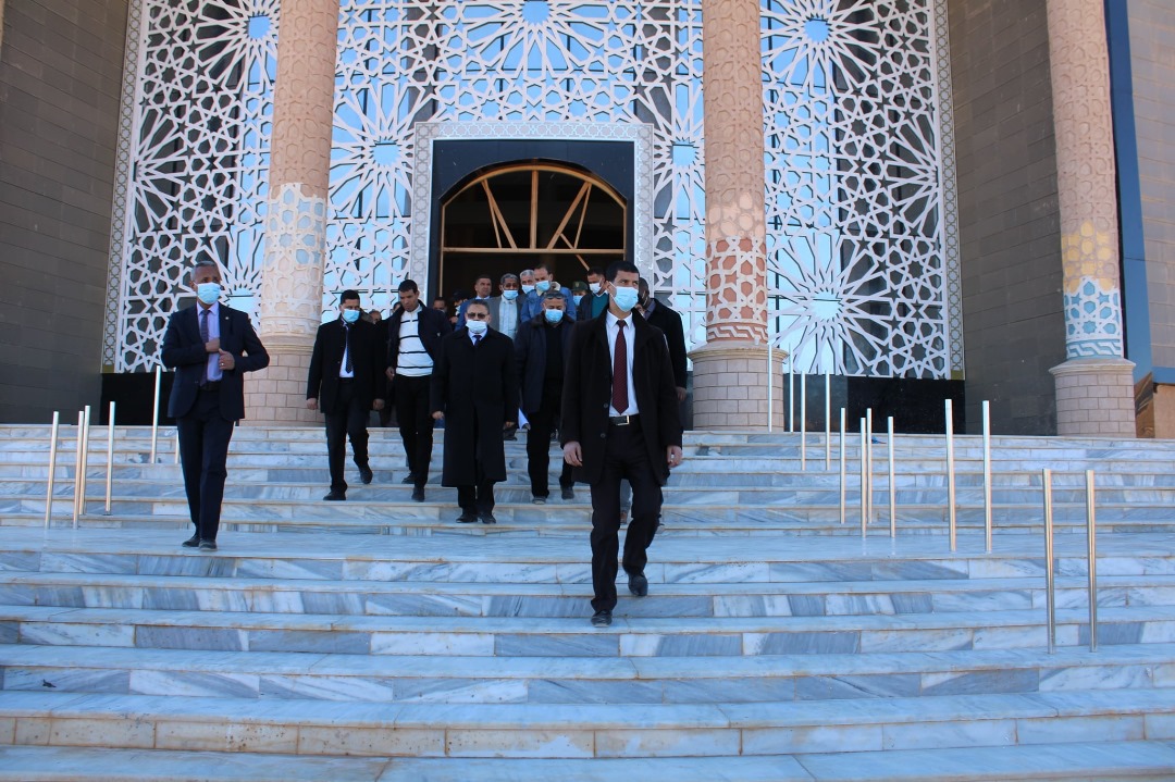 f52ec4fd-1827-4130-b702-082640eda30d